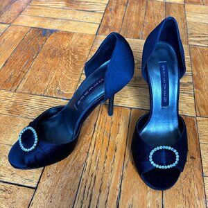 Steven by Steve Madden I Black Statin Pump with Rhinestone Accent I Size 7B